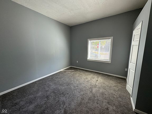 4th image of 1442 Laurel St