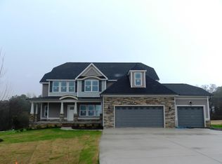 140 Chinquapin Ct, Four Oaks, NC 27524