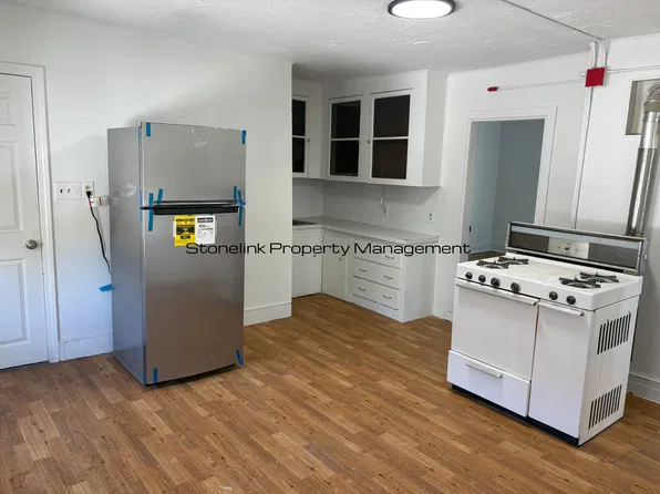 622 Union Avenue, 622 Union Ave APT 4, Providence, RI 02909