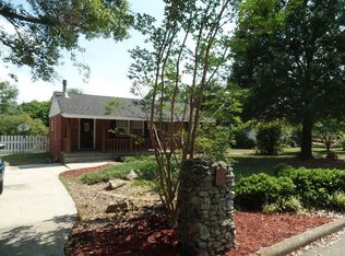 13 Cherokee St, Newnan, GA 30263