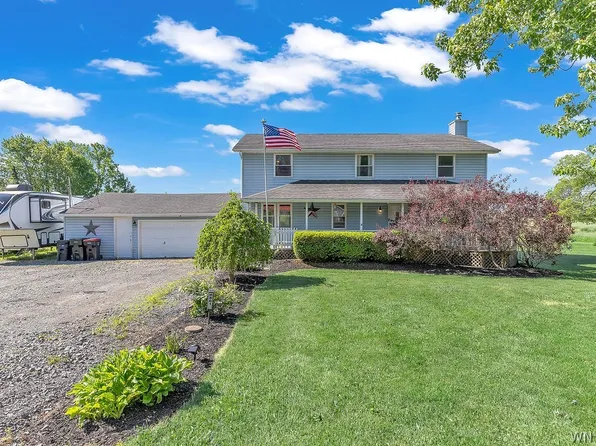 8801 Chestnut Ridge Rd, Gasport, NY 14067