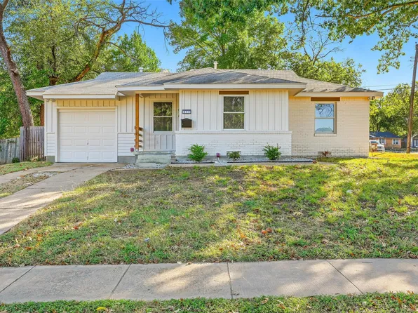 311 Meadowbrook Dr, Arlington, TX 76010