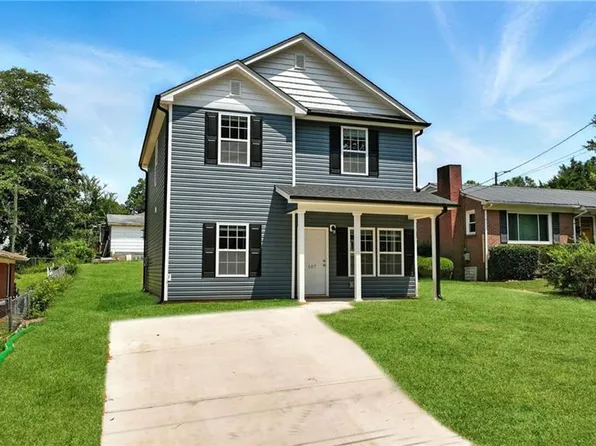 107 Barrington St, Thomasville, NC 27360