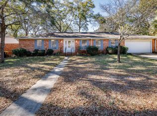 22 Linwood Rd, Fort Walton Beach, FL 32547