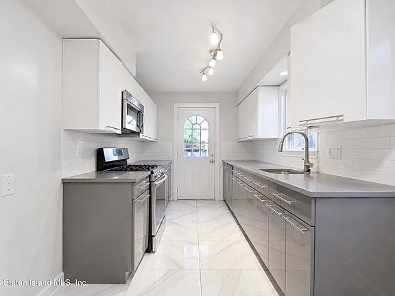 5th image of 755 Woolley Ave