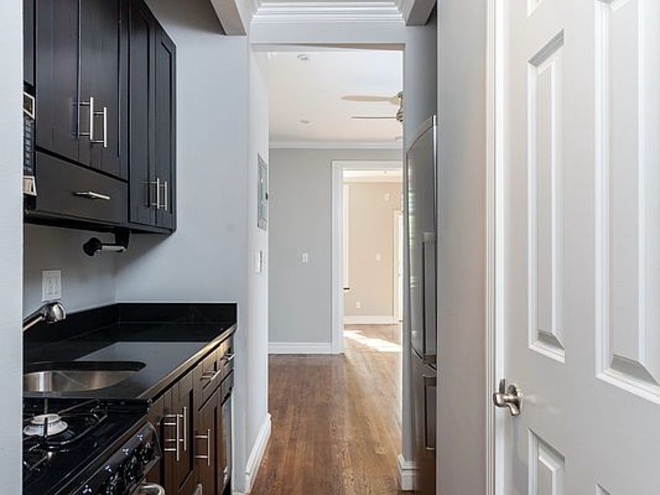 1st image of 250 Mott St APT 8