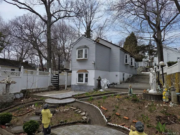 12 Dogwood Road, Wading River, NY 11792