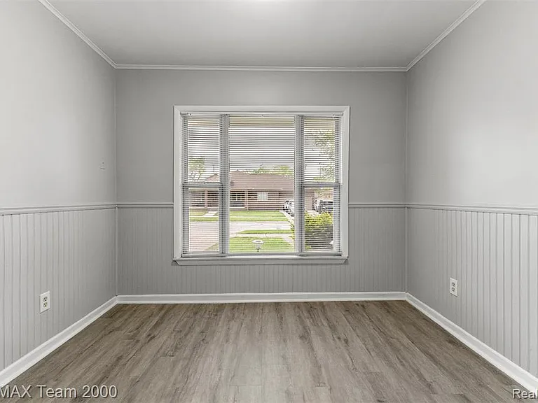 7322 Fenton St — Photo 11