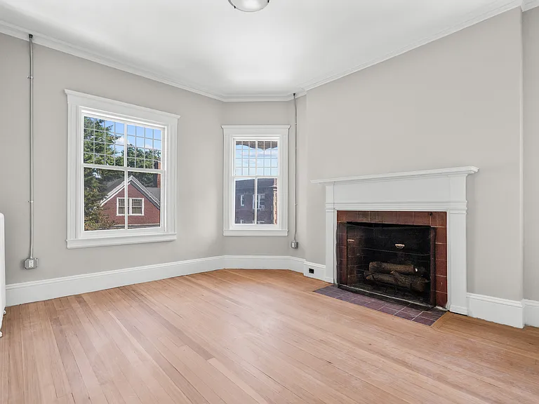 19 Agassiz Street — Photo 16