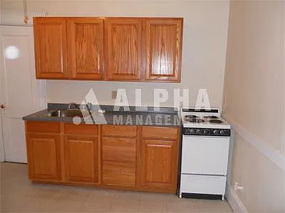 Studio, 450 sqft, $2,500 — Photo 3