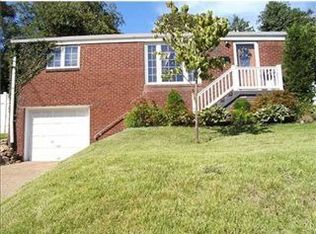 1073 Brinton Rd, Pittsburgh, PA 15221