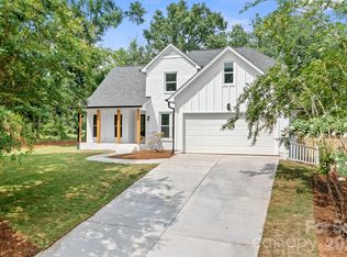13121 Graymist Dr, Charlotte, NC 28215