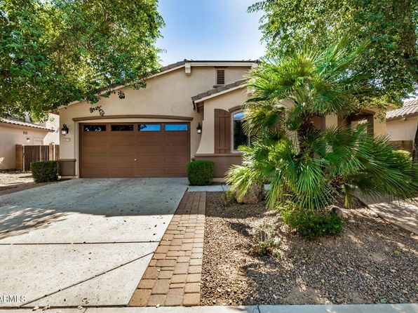 2677 E Ficus Way