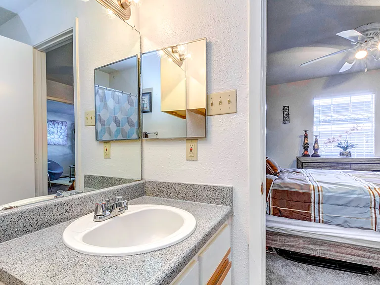 6041 Winsome Ln — Photo 23