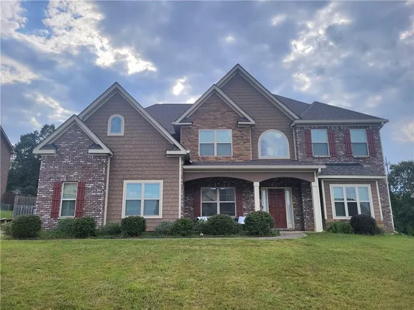 78 Gunner Dr, Fort Mitchell, AL 36856