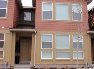 1043 N Stillwater Dr, Farmington, UT 84025