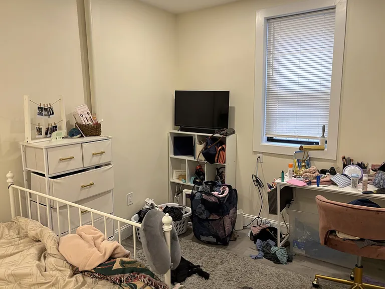 59 Burbank St #17 — Photo 4