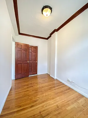 Rented by City Connections Realty | media 27