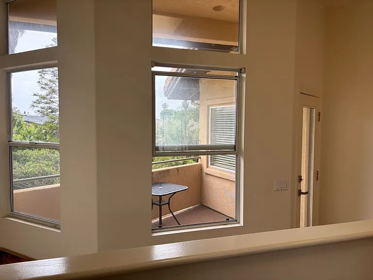 133 La Veta Ave — Photo 10