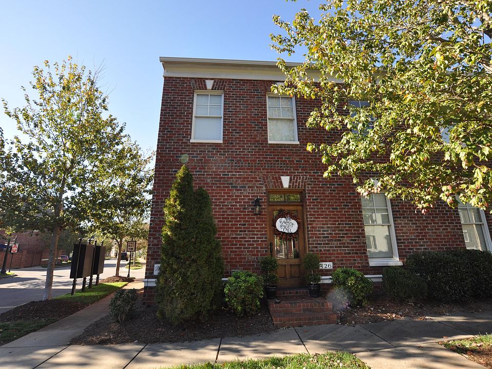 1st image of 126 Bella Way