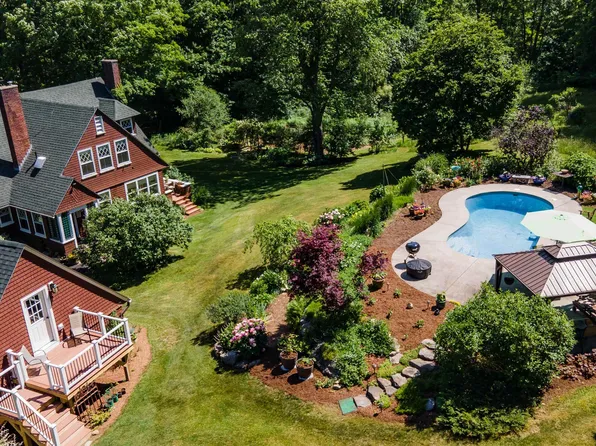 94 Rowell Road, Newport, NH 03773