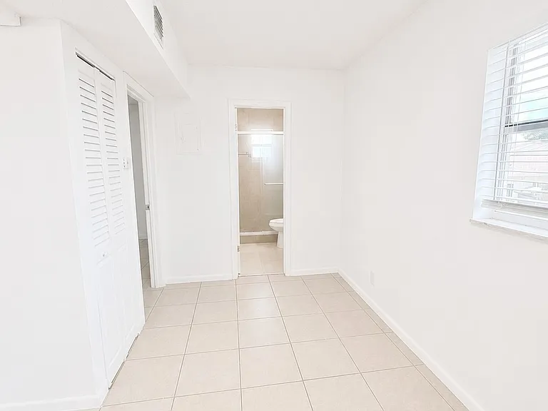 2521 Pierce St #10 — Photo 7