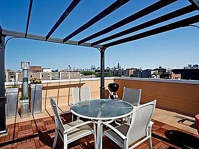 2nd image of 2417 W Cortland St #3
