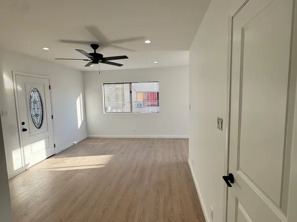 7245 Bakman Ave APT 3, Sun Valley, CA 91352