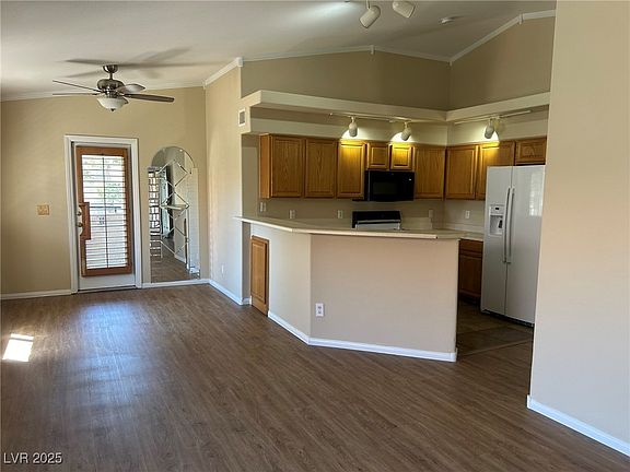 3rd image of 340 Manti Pl #0