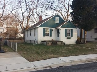 25 Hampton Rd, Linthicum, MD 21090