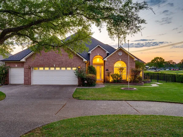 100 Clearview Dr, Bullard, TX 75757