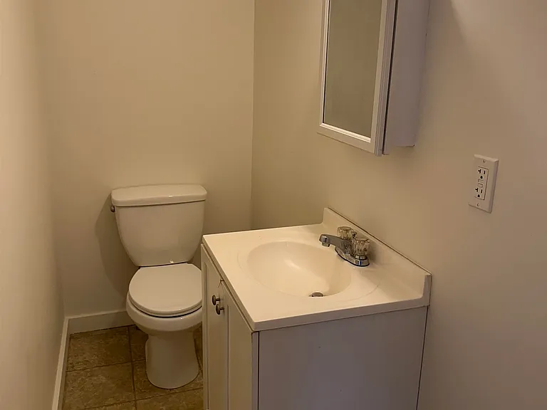 23 Main St #3 — Photo 7