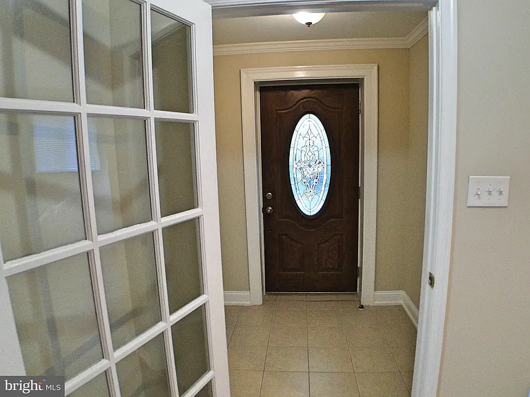 115 Morton Ave #1 — Photo 3