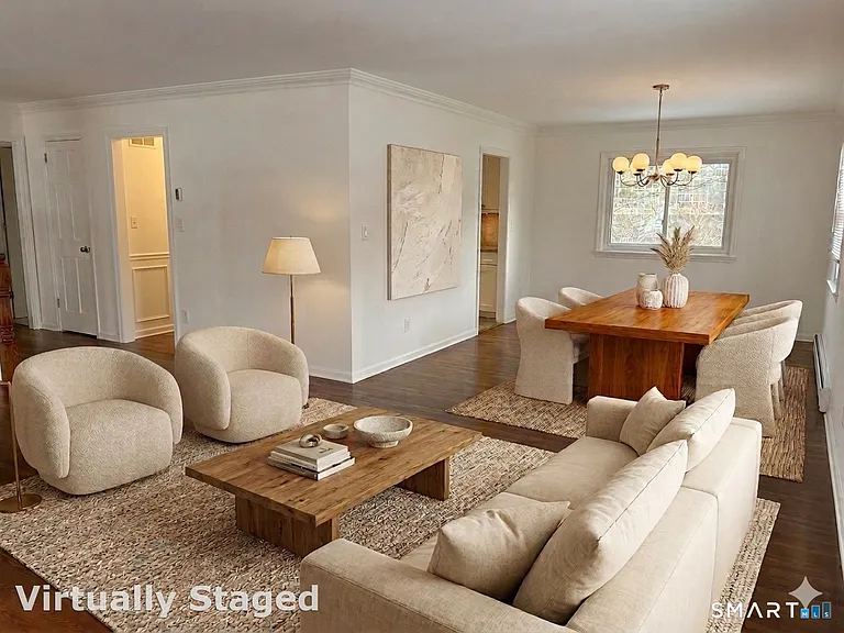 33 Loughran Ave — Photo 2