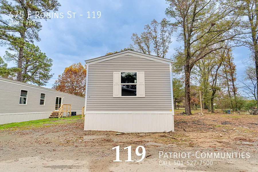 Building Photo - 475 E Robins St #119