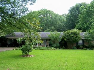 113 Auburn Dr, Clinton, MS 39056