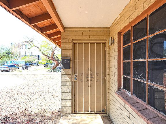 2nd image of 1238 E ALMERIA Road