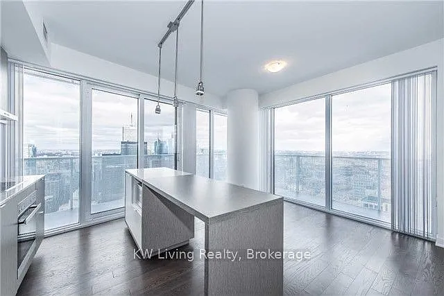 88 Harbour St #7304 — Photo 3