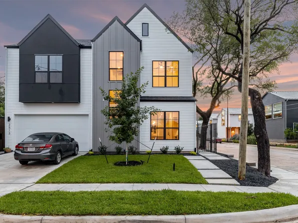 1002 Bayonne St, Dallas, TX 75212
