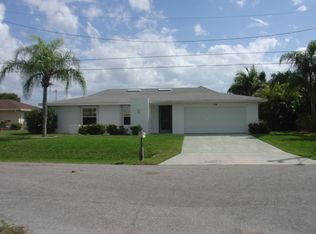 738 SE 43rd St, Cape Coral, FL 33904