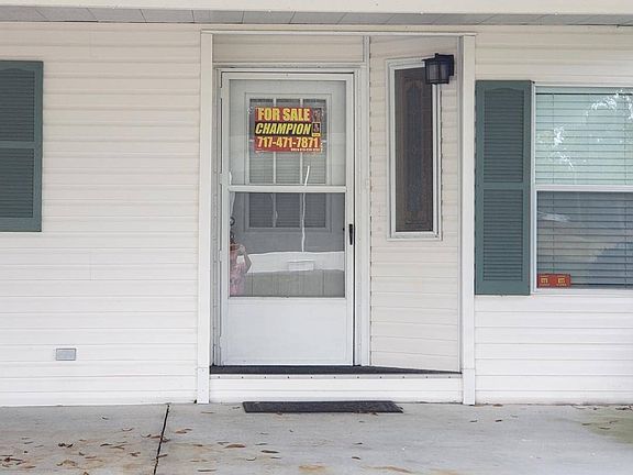 3rd image of 2204 Pier Dr