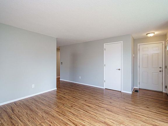 5th image of 5707 NE 55th Ave