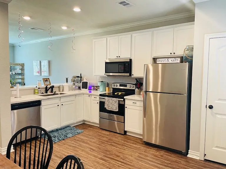 7001 Canter Ct — Photo 6