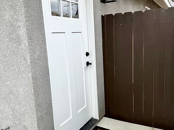 2nd image of 930-2 Fullerton Ave
