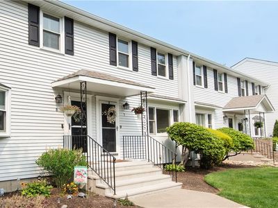1 Magnum Ct APT 7, Smithfield, RI, 02917