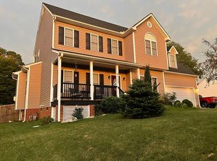 8122 Castle Grove Dr, Mechanicsville, VA 23111