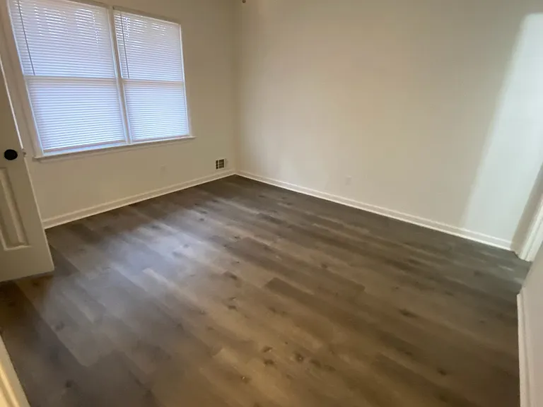 22-24 Sentry Oak Ct — Photo 7