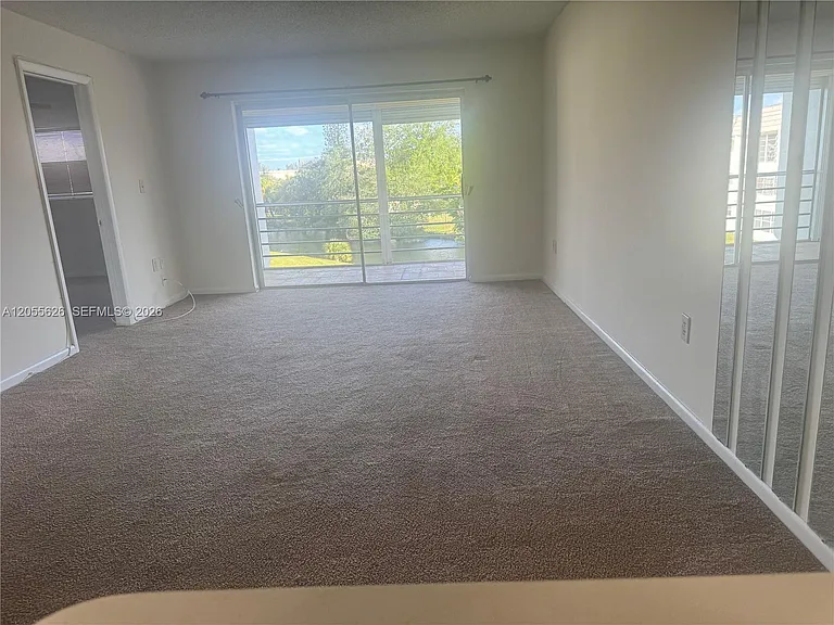 8135 Sunrise Lakes Blvd #309 — Photo 7