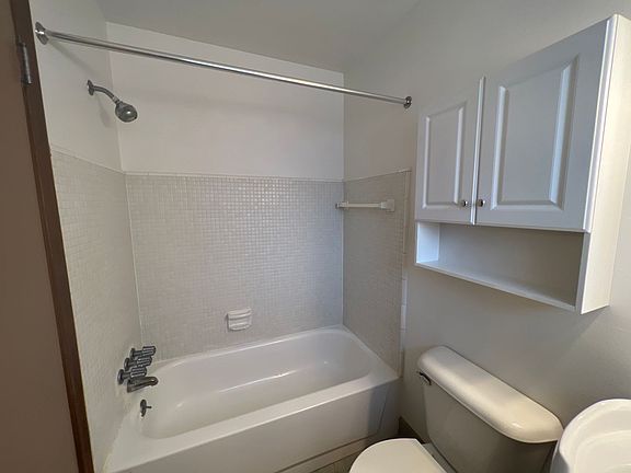 4th image of 3850-3906 Walton Blvd #43739cd35