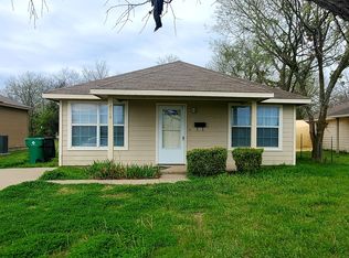 2006 Morgan St, Greenville, TX 75401